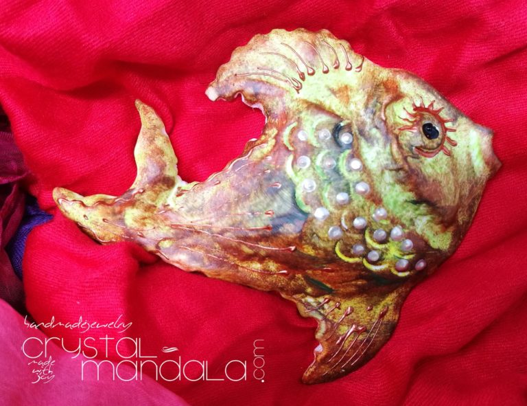 Pesce dipinto a mano, ippocampo realizzato a mano - Crystal-mandala. Pesci scolpiti a mano. Decorazioni in resina, sculture fatte a mano. Dipinte a mano.