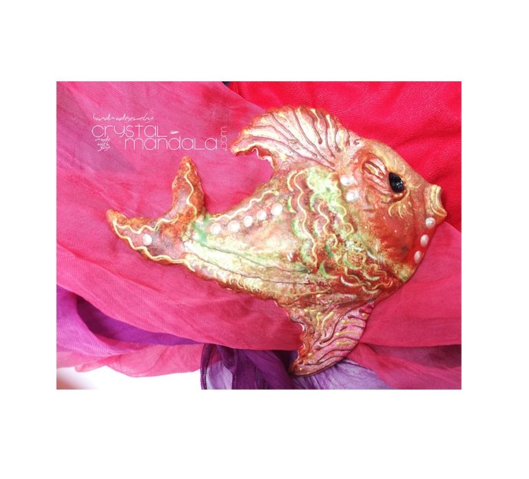Pesce dipinto a mano, ippocampo realizzato a mano - Crystal-mandala. Pesci scolpiti a mano. Decorazioni in resina, sculture fatte a mano. Dipinte a mano.