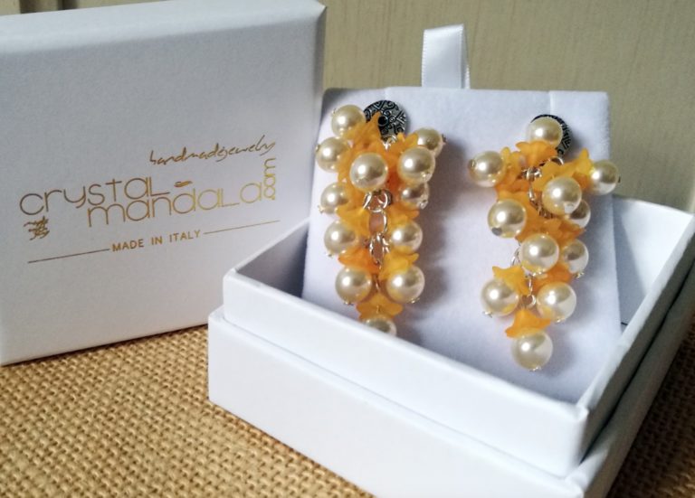 Fine handmade jewelry, beaded necklace, Ciondolo cristalli, Beading Pendant, bead embroidery - by #machegioia® - #crystal-mandala.com gioielli fatti a mano, gioielli con cristalli, Enchanted collection, gioielli in tessitura, gioielli su commissione. Crystal-Mandala Jewelry. Gioielli Crystal-Mandala.