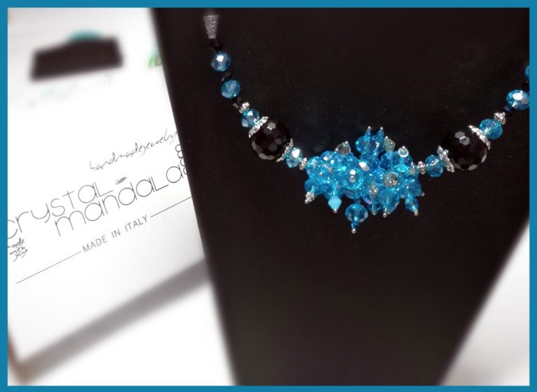 fine handmade jewelry, beaded necklace, Ciondolo cristalli, Beading Pendant, bead embroidery - by #machegioia® - #crystal-mandala.com gioielli fatti a mano, gioielli con cristalli, Enchanted collection, gioielli in tessitura, gioielli su commissione