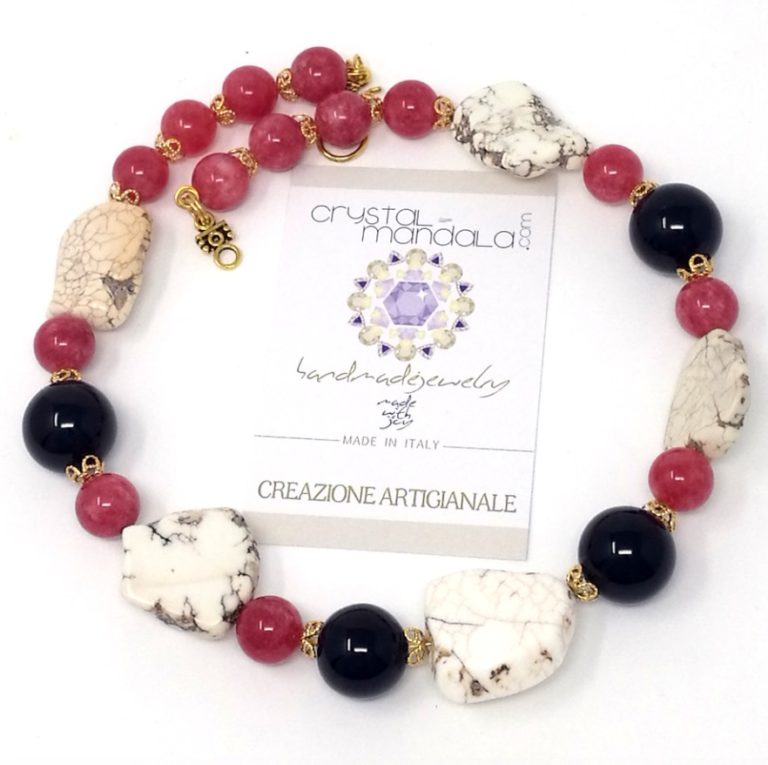 fine handmade jewelry, beaded necklace, Ciondolo cristalli, Beading Pendant, bead embroidery - by #machegioia® - #crystal-mandala.com gioielli fatti a mano, gioielli con cristalli, Enchanted collection, gioielli in tessitura, gioielli su commissione