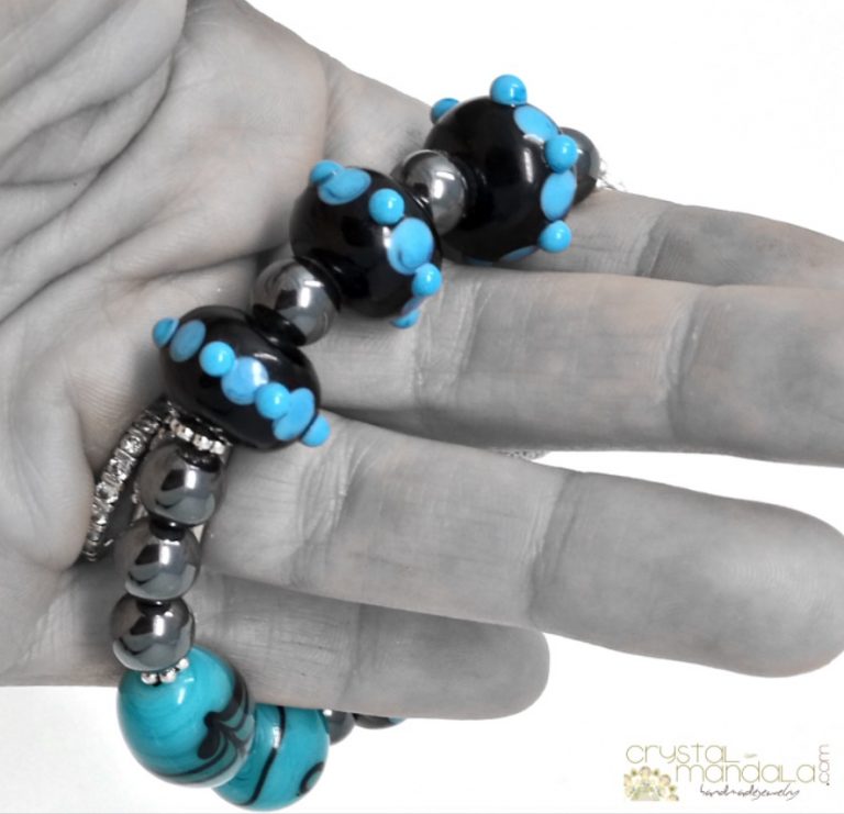 Bracciale CrystalMandala #crystalmandala_bangle #handmadebangle #naturalstone_bangle #naturalstone_bracelet