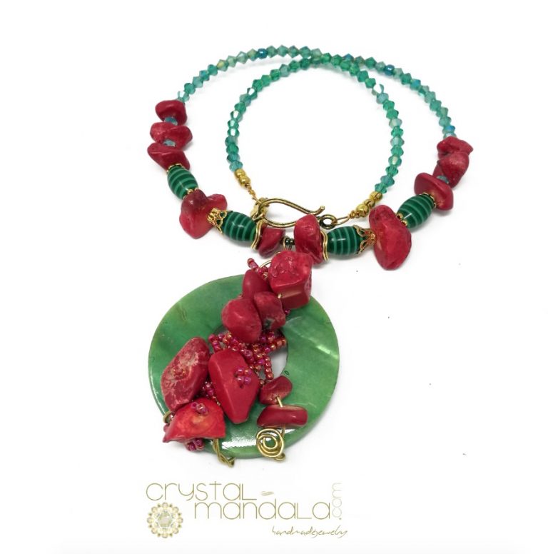 Crystal-Mandala Jewelry, Gioielli Crystal-Mandala, #CrystalMandala_gioielli, Crystal Mandala Gioielli, fine handmade jewelry, beaded necklace, Ciondolo cristalli, Beading Pendant, bead embroidery - by #machegioia® - #crystal-mandala.com gioielli fatti a mano, gioielli con cristalli, Enchanted collection, gioielli in tessitura, gioielli su commissione